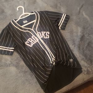 Crooks t-shirt🖤🌸